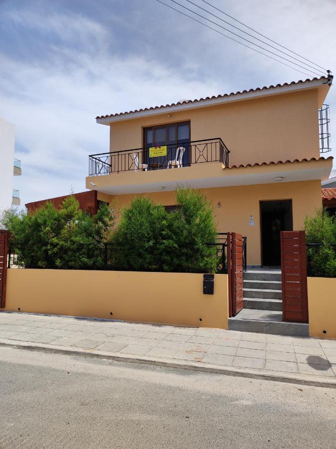 Villa Rina Paphos Exterior photo