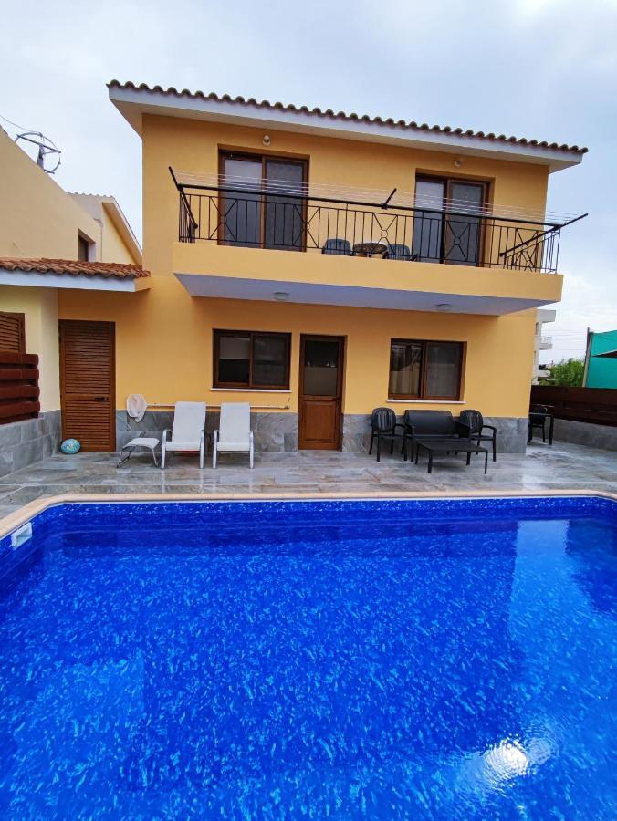 Villa Rina Paphos Exterior photo