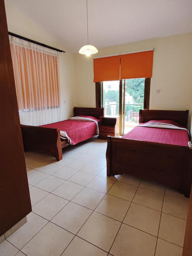 Villa Rina Paphos Exterior photo