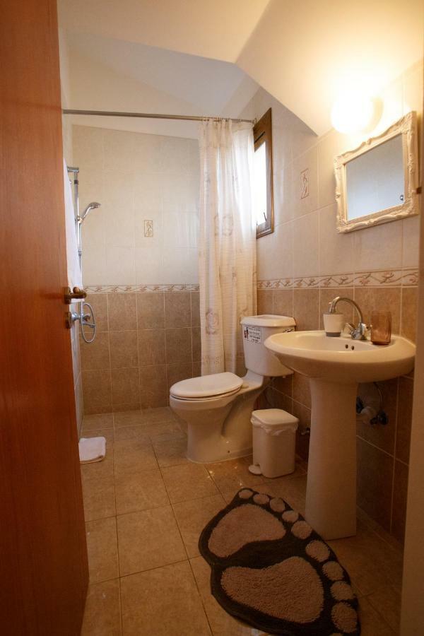 Villa Rina Paphos Exterior photo
